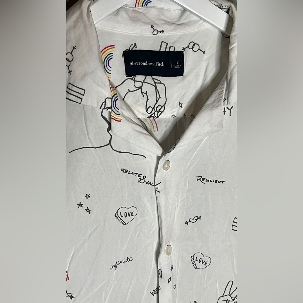 Abercrombie & Fitch Pride Collection Button Up Men's Size Small - Picture 3 of 4